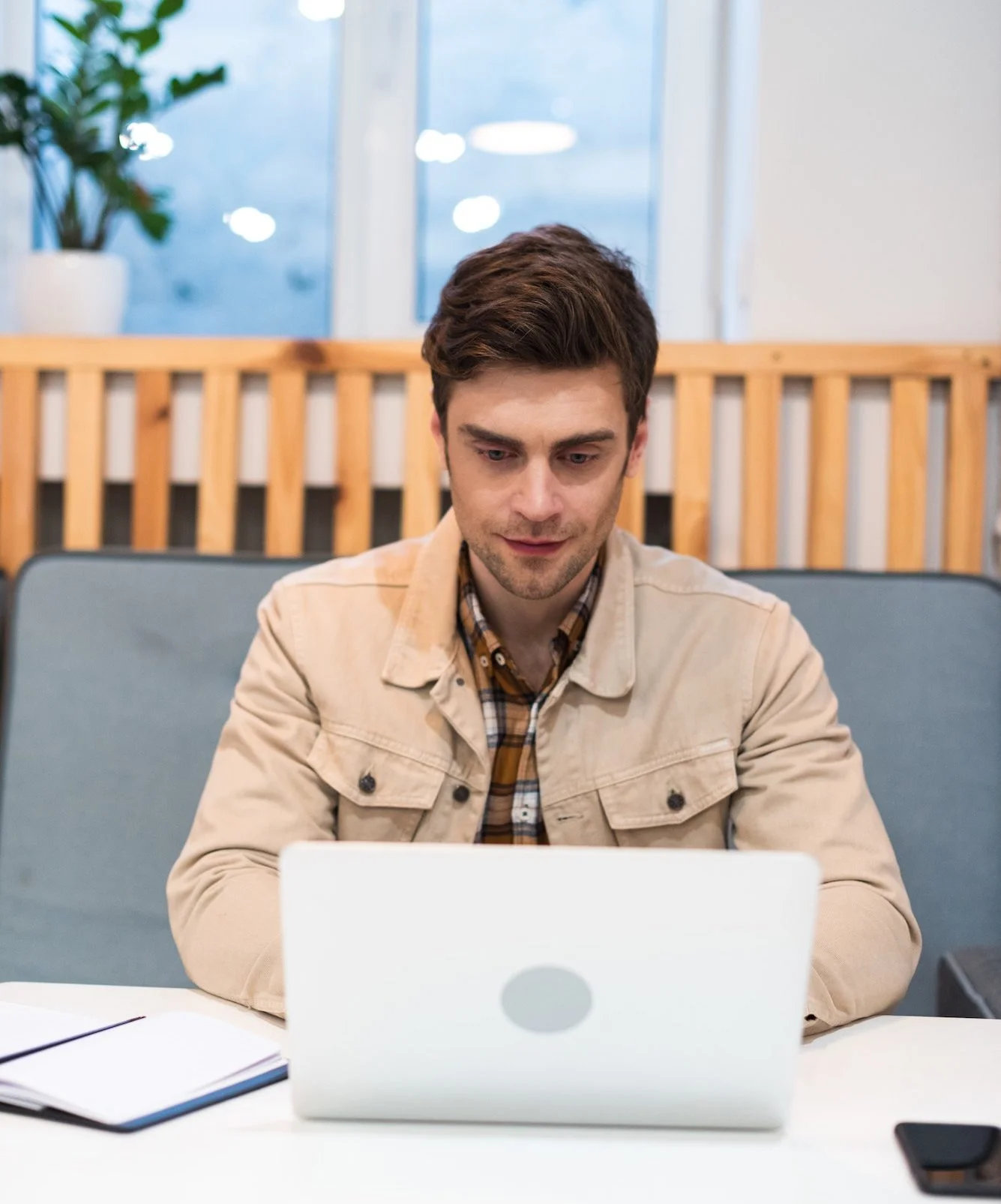 Recruitment Expert Working